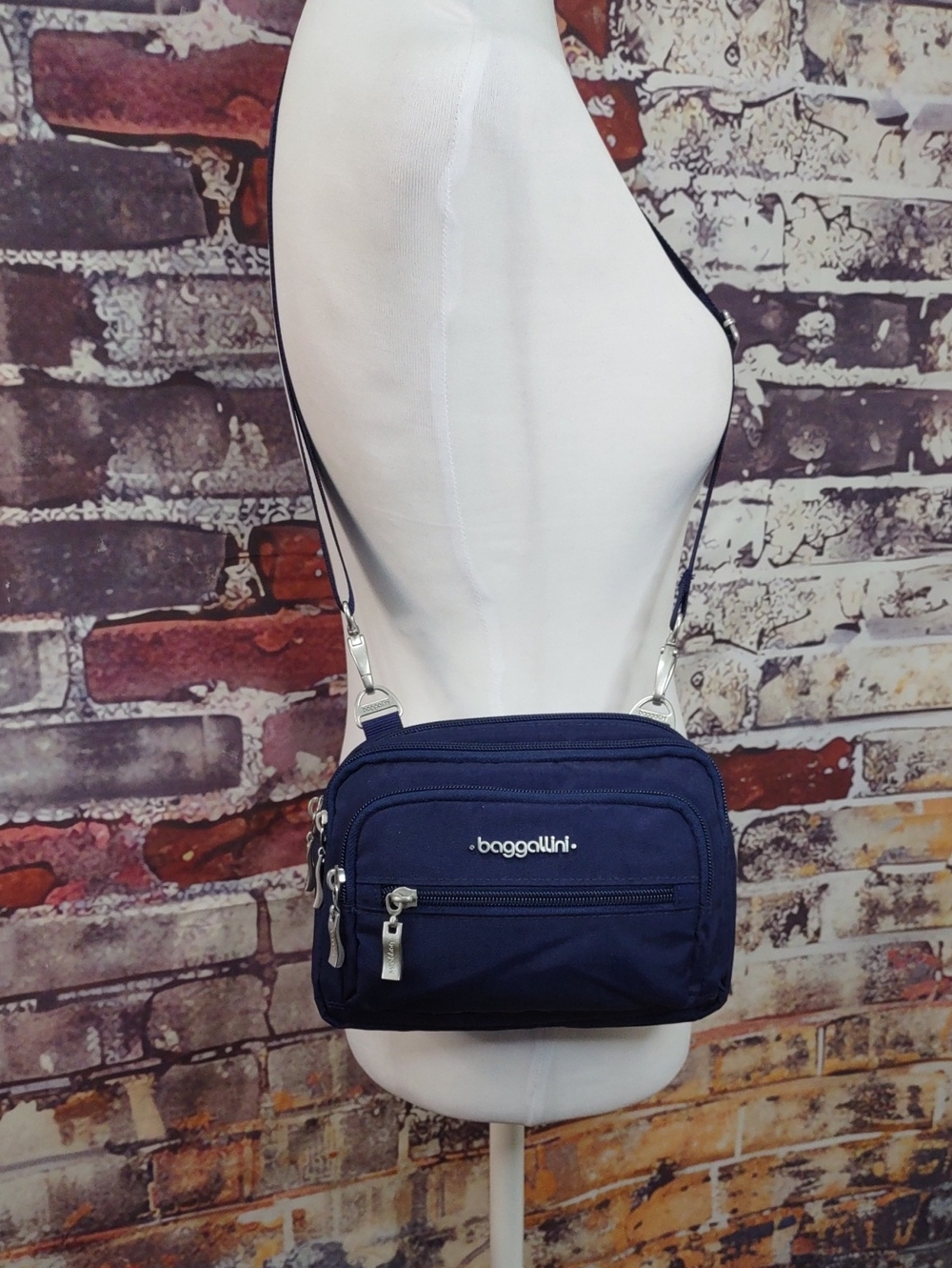 Baggallini Organizer Crossbody Bag